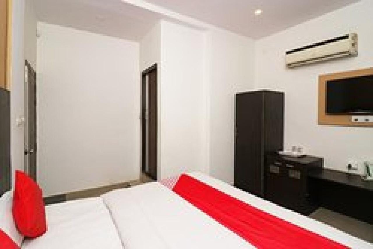 Capital O Hotel Surya Continental Lucknow Exterior foto